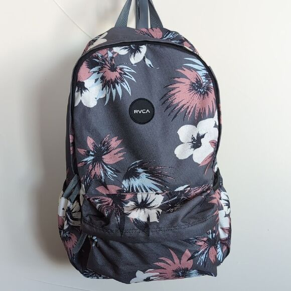 RVCA \